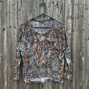Lily White Abstract Print Top in Brown/Gray